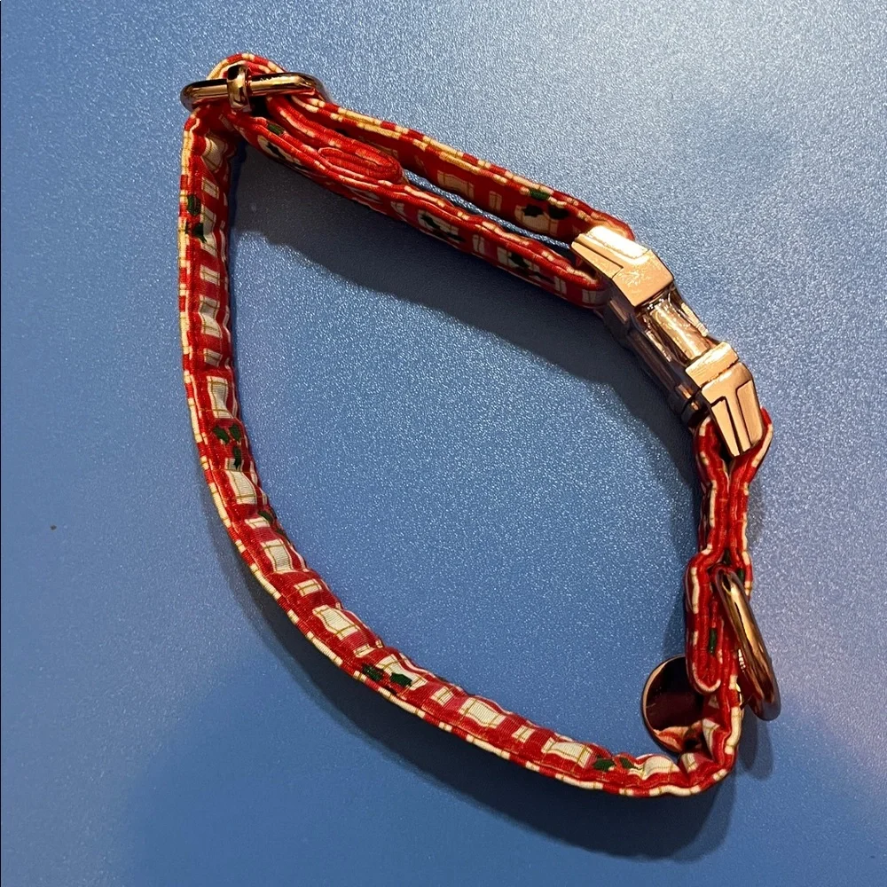 NEW Faygarsle Christmas Red Plaid Pattern Dog Collar- small